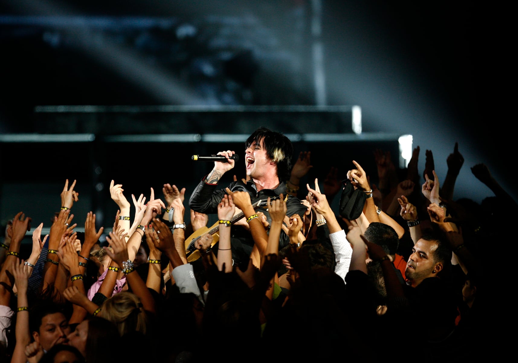Is rock dead? Music awards show scraps major category