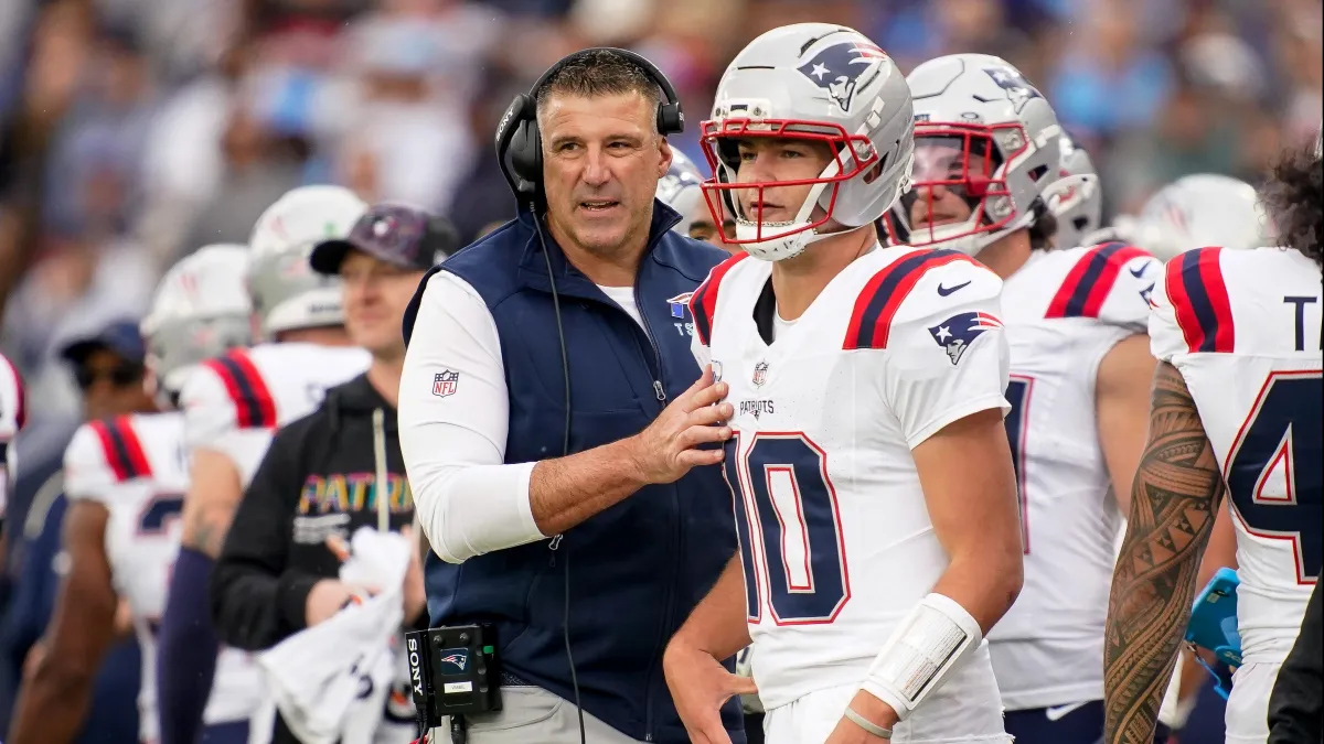 Mike Vrabel unveils Patriots' Super Bowl return plan and it all has to do with 'oranges'