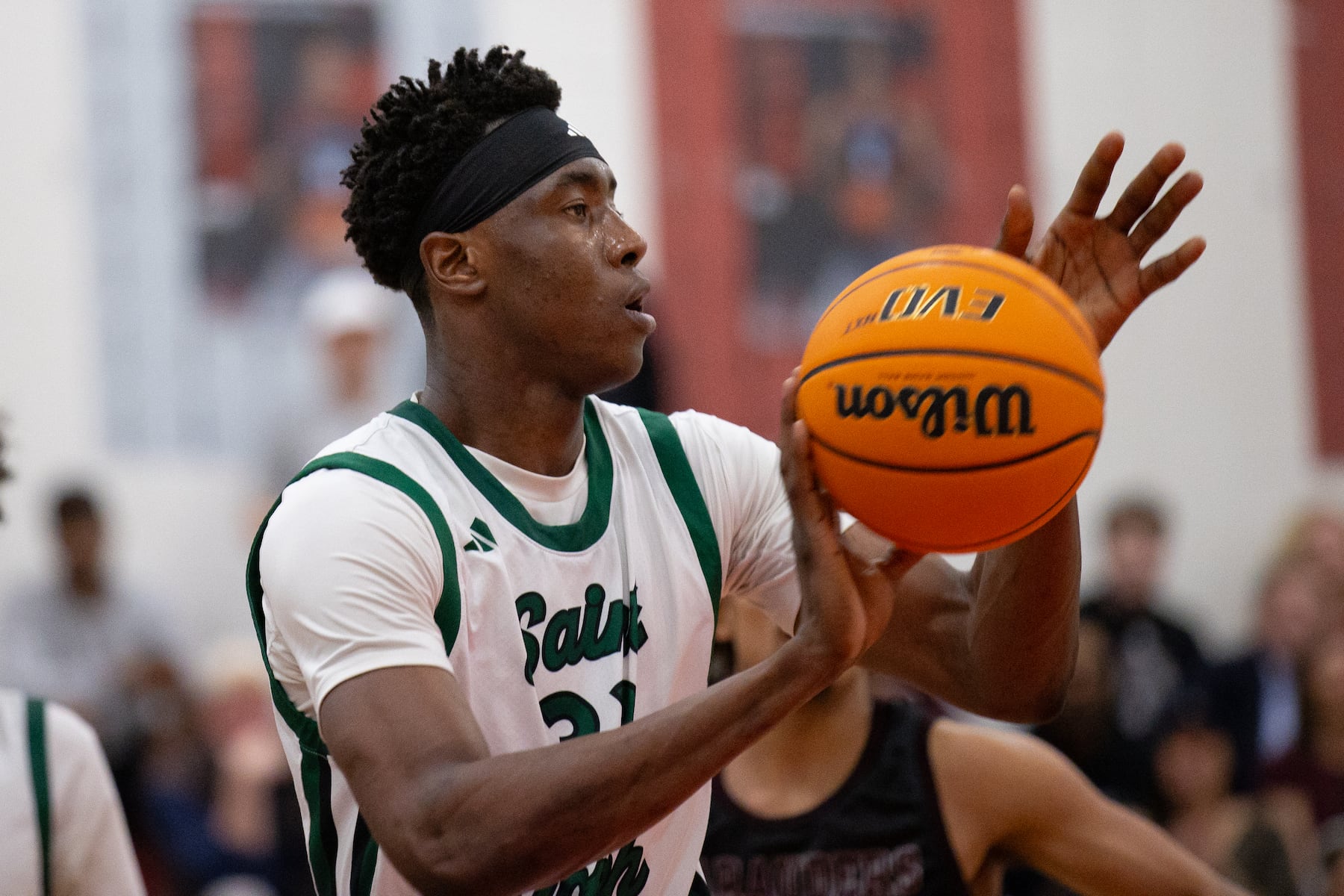 Top-ranked N.J. basketball player transfers to national powerhouse