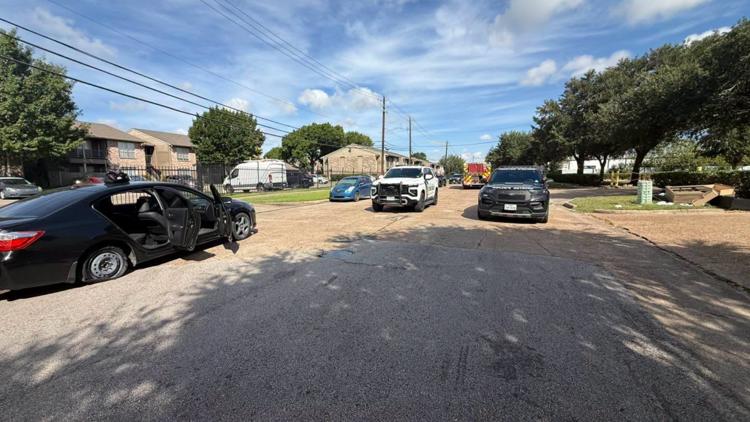'AVOID THE AREA' | Traffic stop leads to brief chase in southeast Houston, Pct. 2 constable says