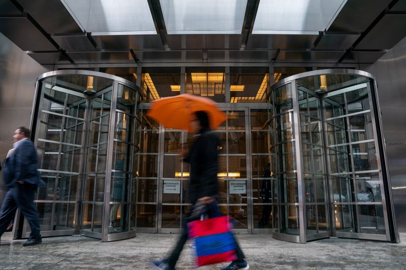 US appeals court revives Signature Bank collapse lawsuit despite FDIC objection