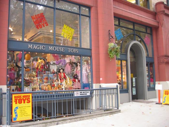 Seattle’s Magic Mouse Toys abruptly closes store after 49 years