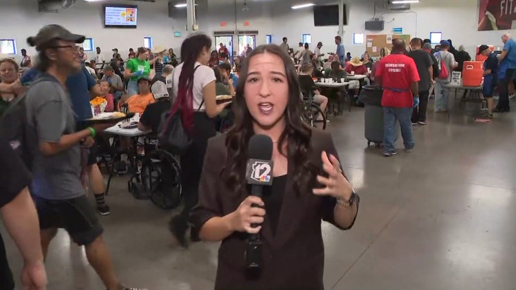Overnight shelter reaches capacity as dangerous heat grips Phoenix