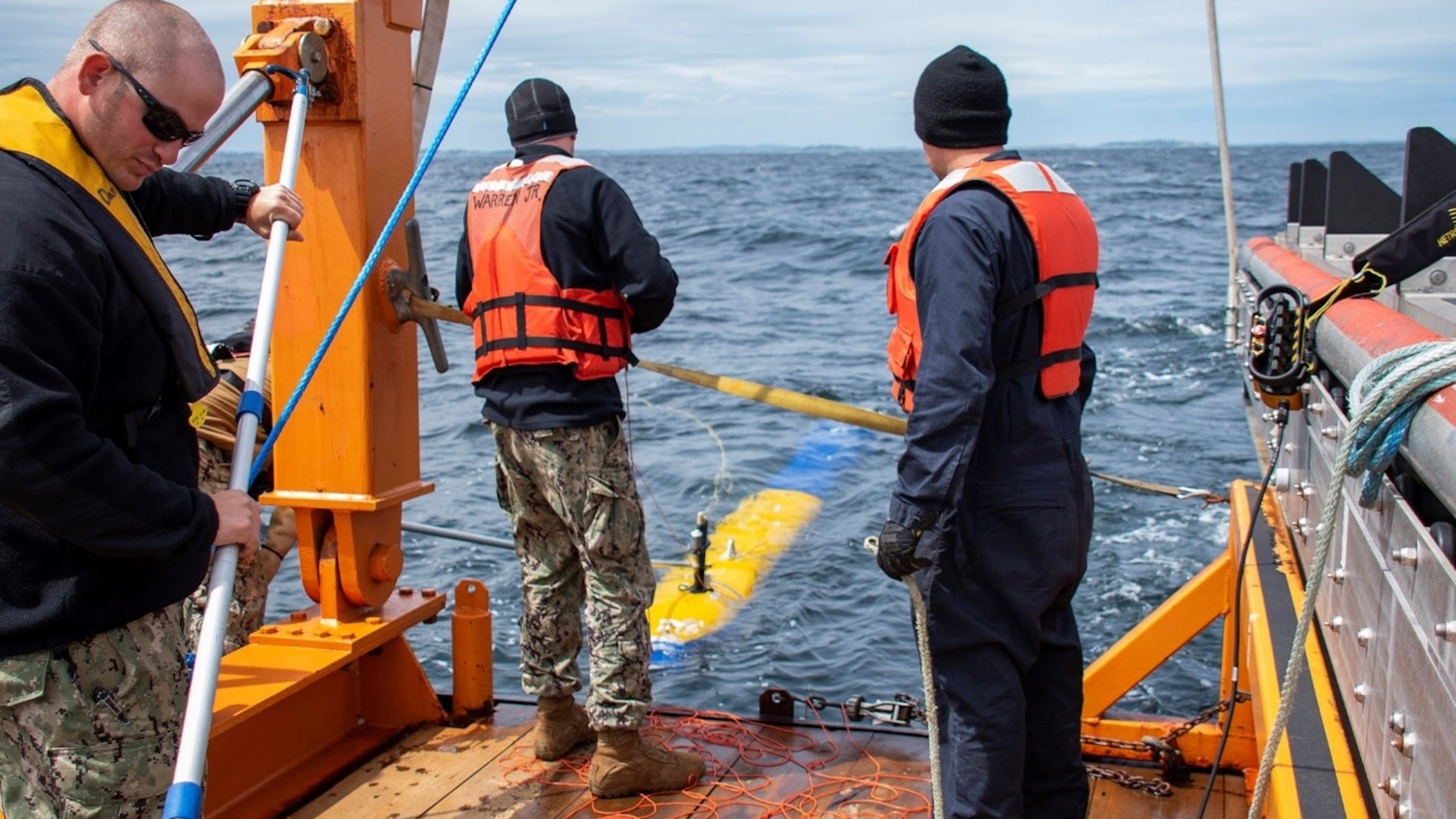 The Navy wants smarter underwater drones. These universities just got the job