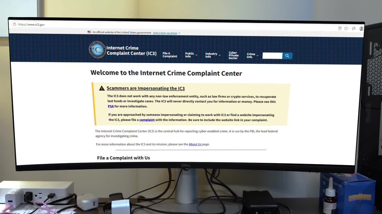 FBI warns scammers are impersonating its cybercrime complaint center