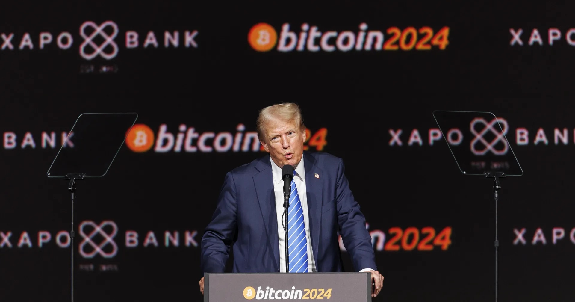 Trump: US considers buying sizable Bitcoin amounts