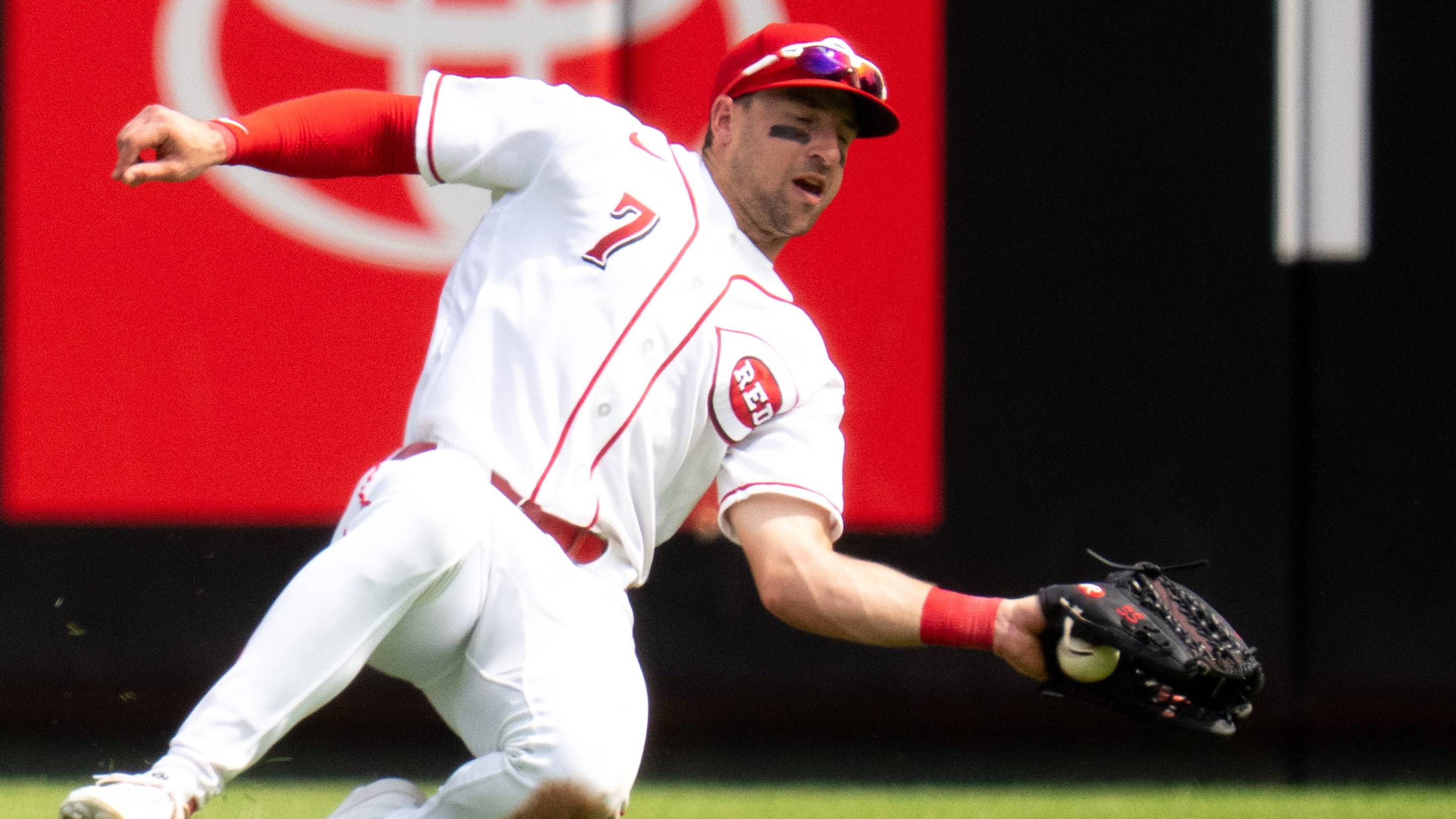 Reds Get Good News on Tony Santillan, Major Spencer Steer Decision Coming