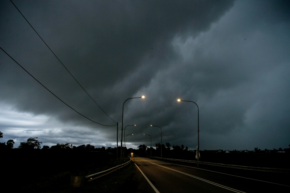 Thunderstorm warning in effect for Sarawak, Sabah, and Labuan
