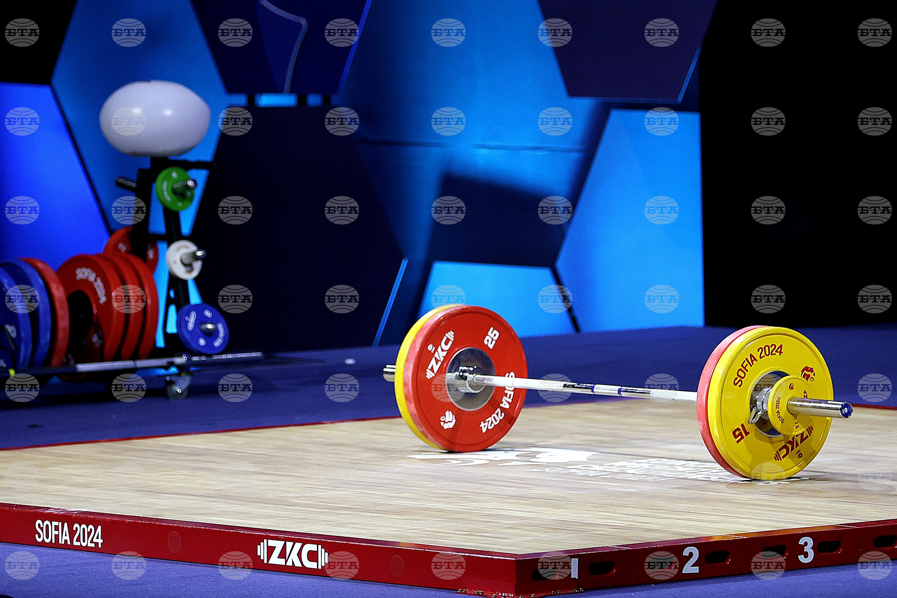 Bulgaria Wins Silver and Bronze at 2026 European Weightlifting Youth & U15 Championships