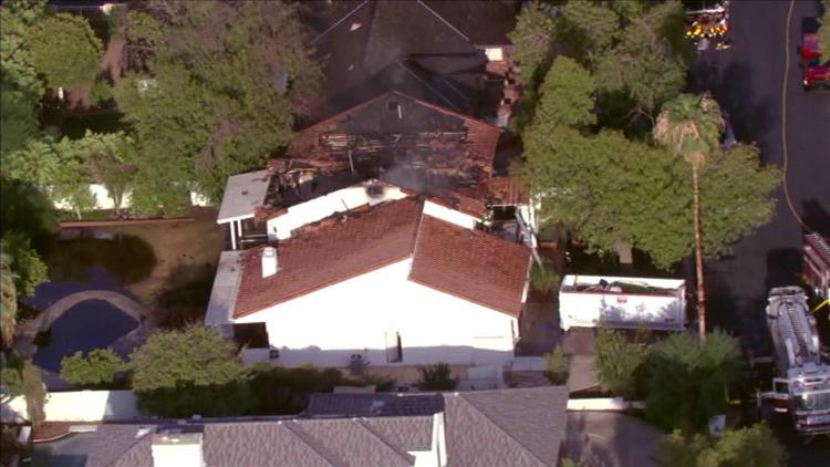 Firefighter injured while battling blaze in Tempe