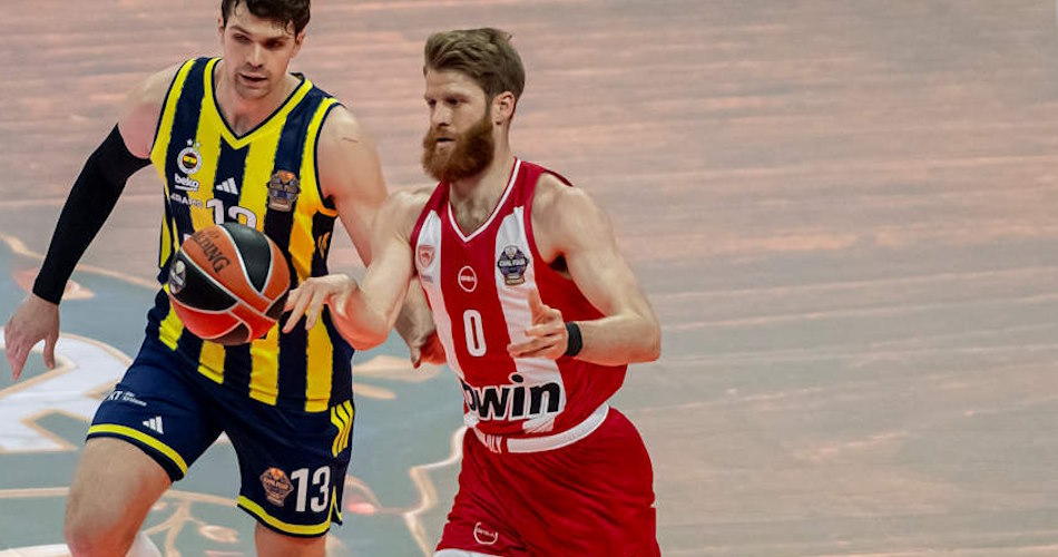 Olympiakos, Thomas Walkup’ı Savunma Vermek Üzere Kulübe Çağırdı