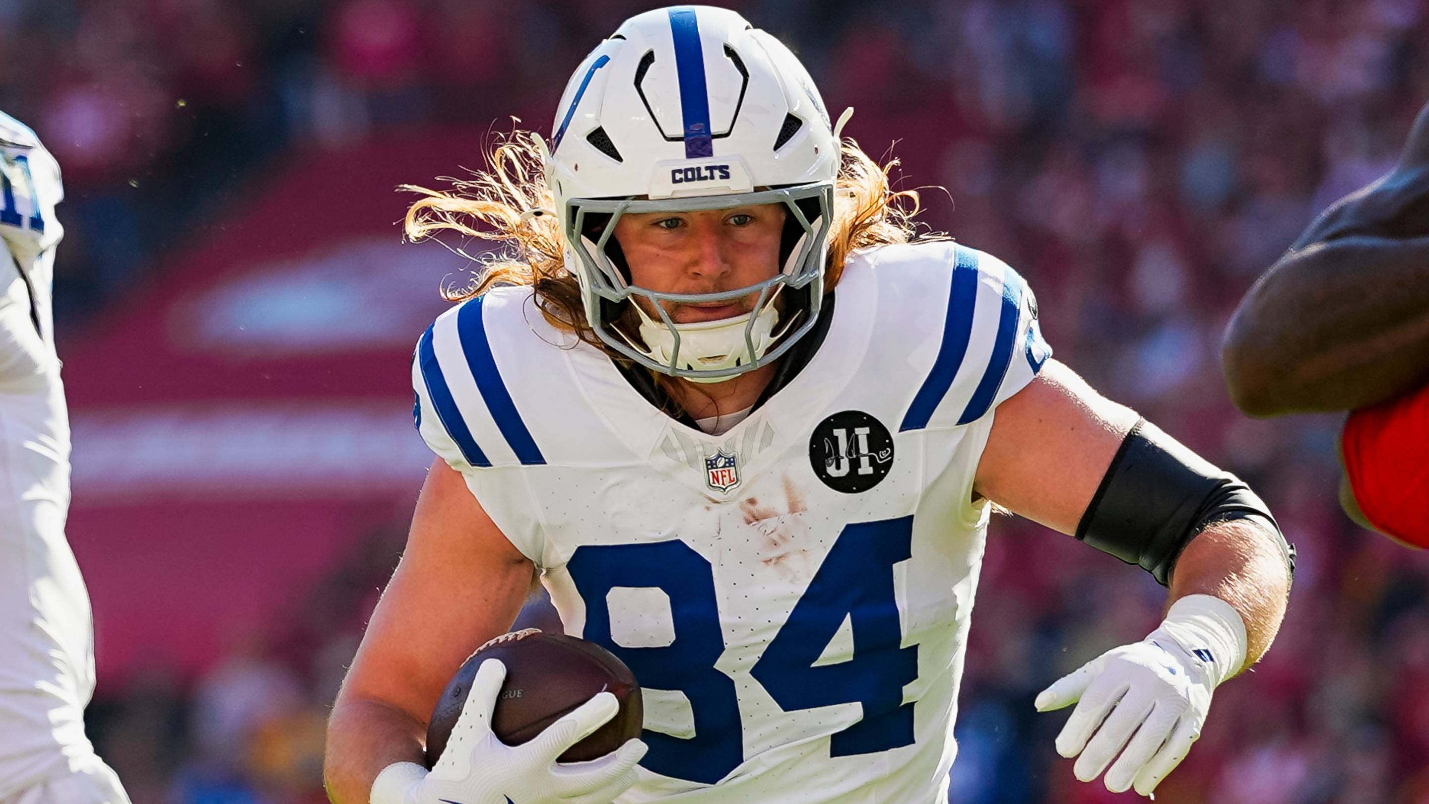 Tyler Warren or Colston Loveland: Which Fantasy Football TE Should You Draft?