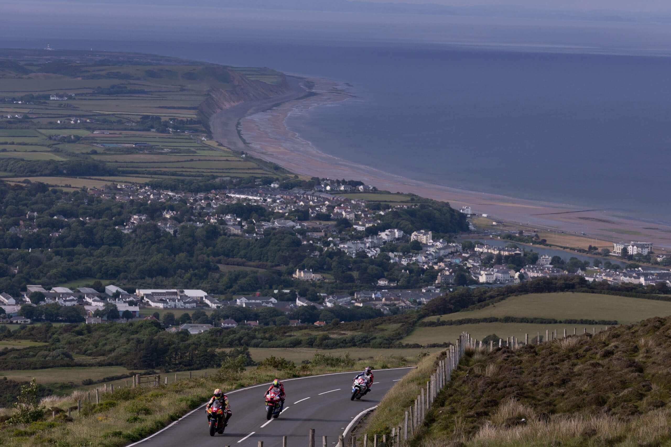 Two riders suffer fatal crashes during qualifying for Manx Grand Prix