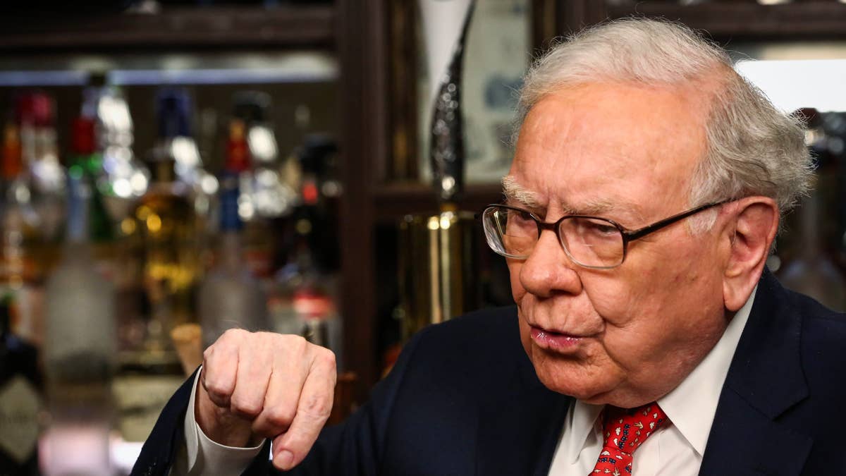 Warren Buffett and Greg Abel have a $175B warning for Wall Street