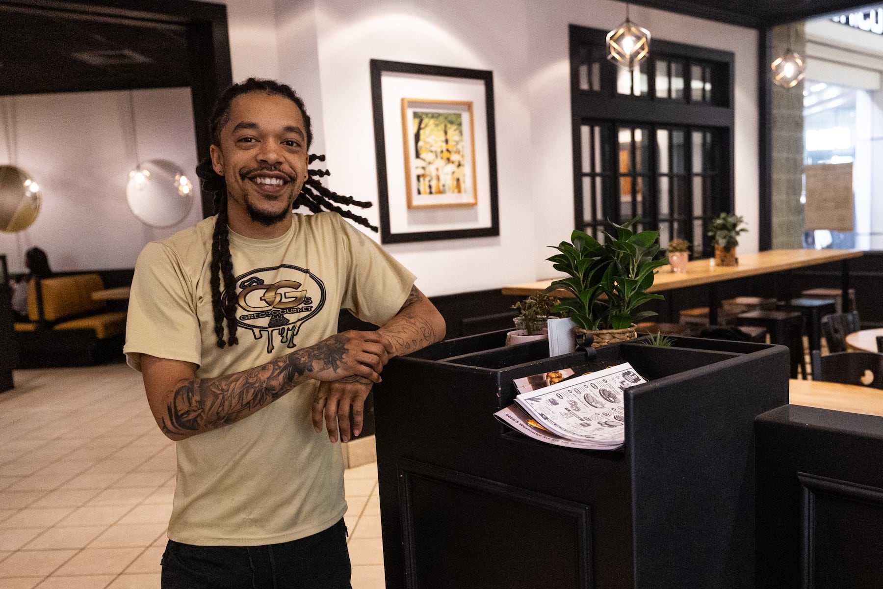 Soul food restaurant finds footing, more traffic after move to Portage mall