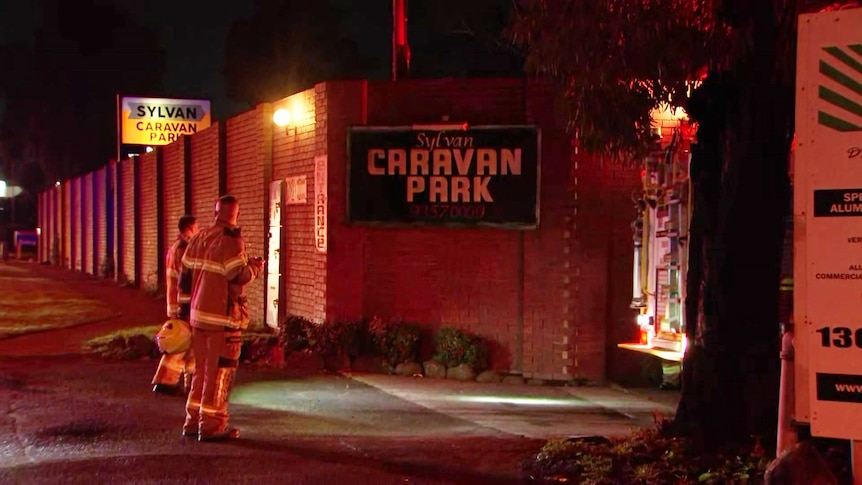 Police investigate fatal fire at Melbourne caravan park