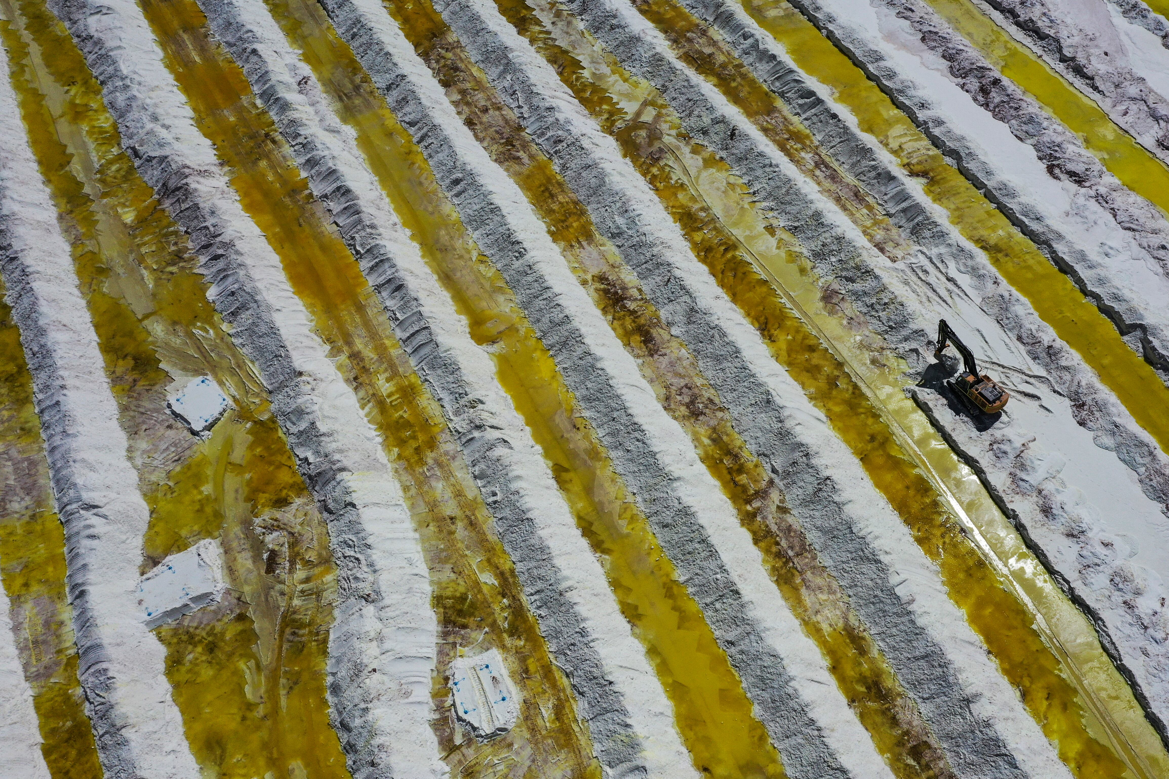 Lithium miner fights Ottawa challenge on sale of project to Chinese buyer