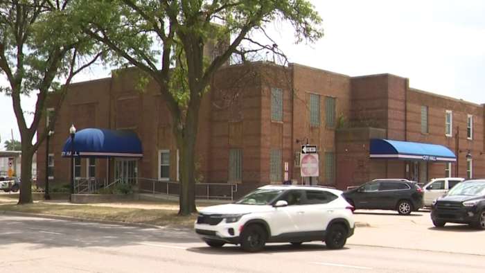 ‘Simply unaffordable’: Some Lincoln Park residents feel water and sewer hike is too high