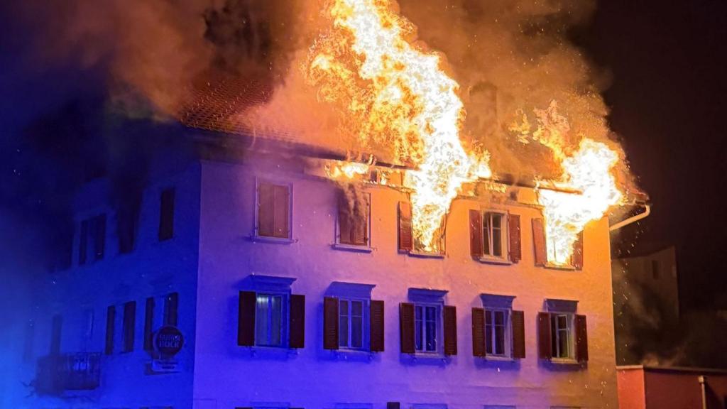 Five missing after fire in Swiss Alpine town