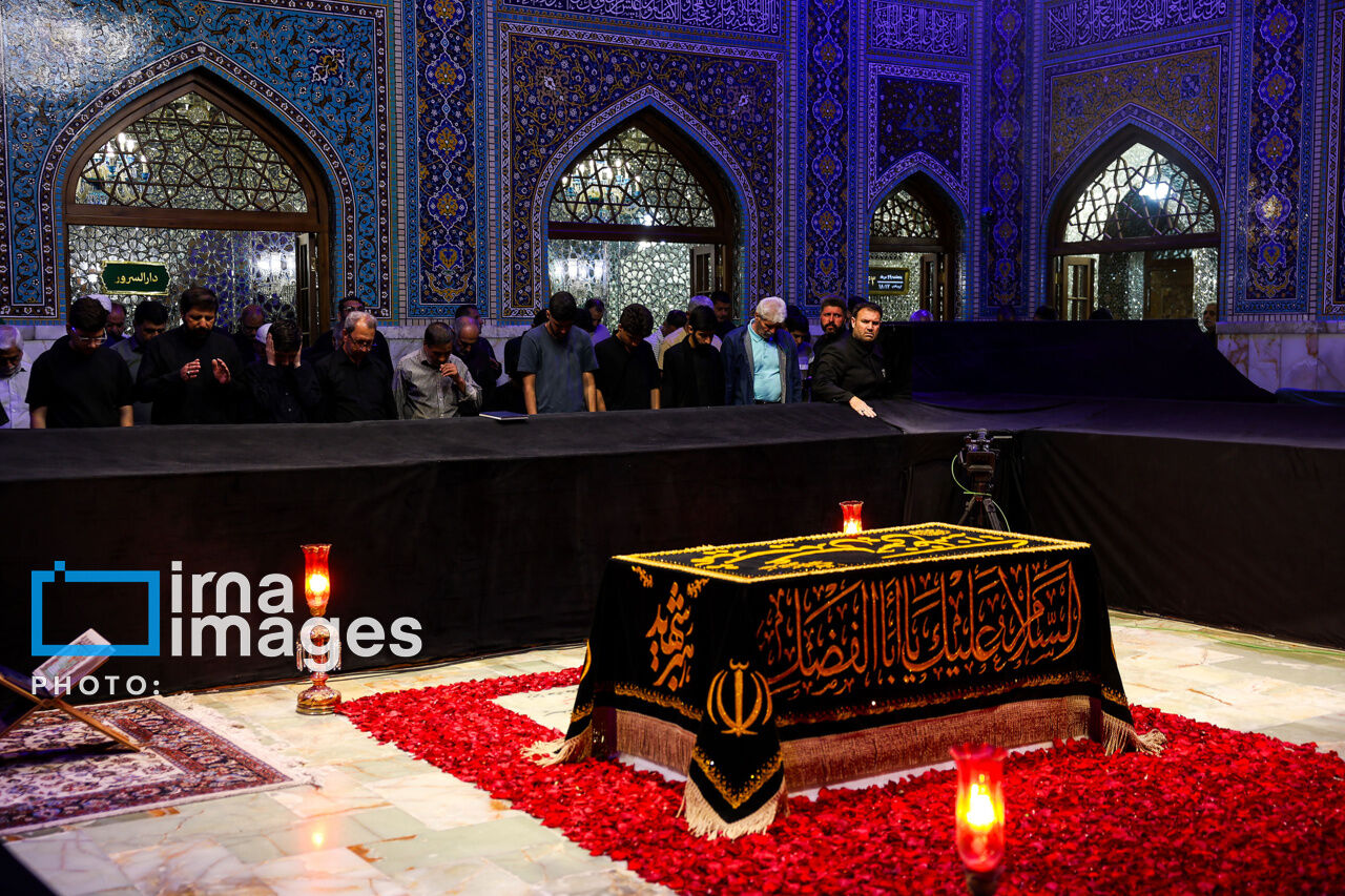 Mashhad hosts 40th-day memorial service for martyred Leader