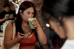 The popularity of matcha, the vibrant green tea, fuels new cafes in St. Louis