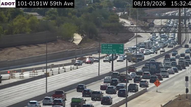 3 hospitalized after Loop 101 crash caused by tire blowout
