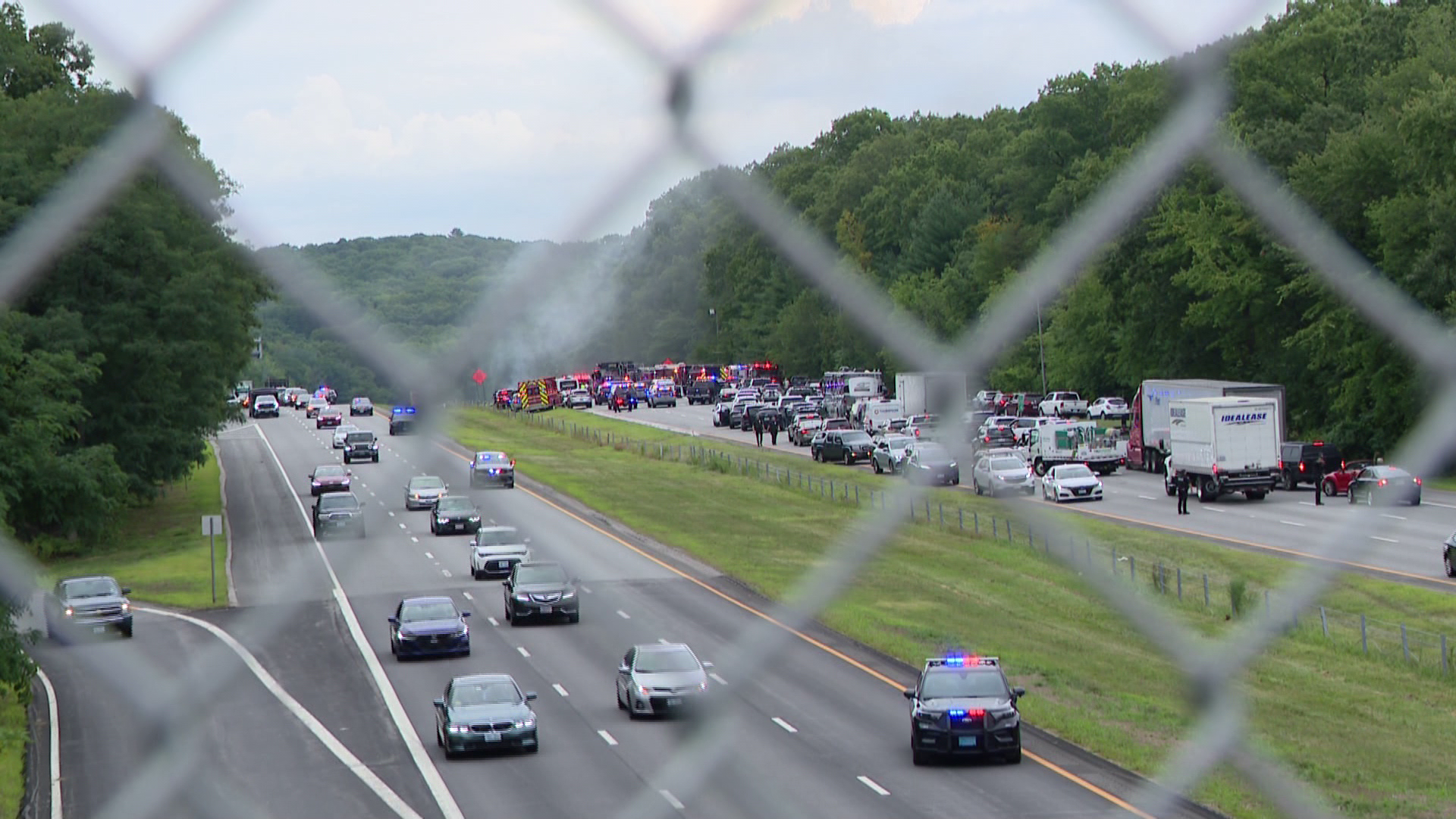 2 Mass. drivers die in head-on crash on Rhode Island highway