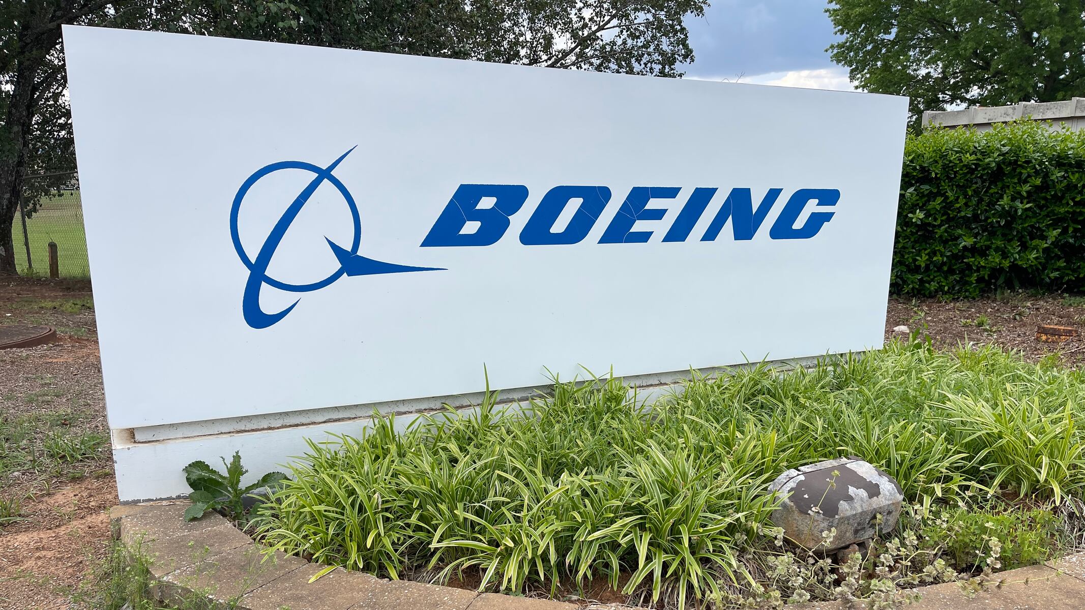 Major defense firm scores contracts for aircraft parts, electronic warfare system upgrades