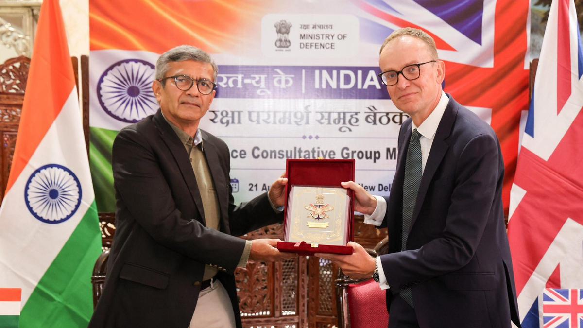 India, U.K. review defence ties, focus on R&D and industrial cooperation