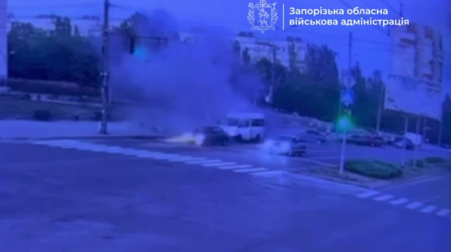 Russian drone attacks bus in Zaporizhzhia: casualties reported – video