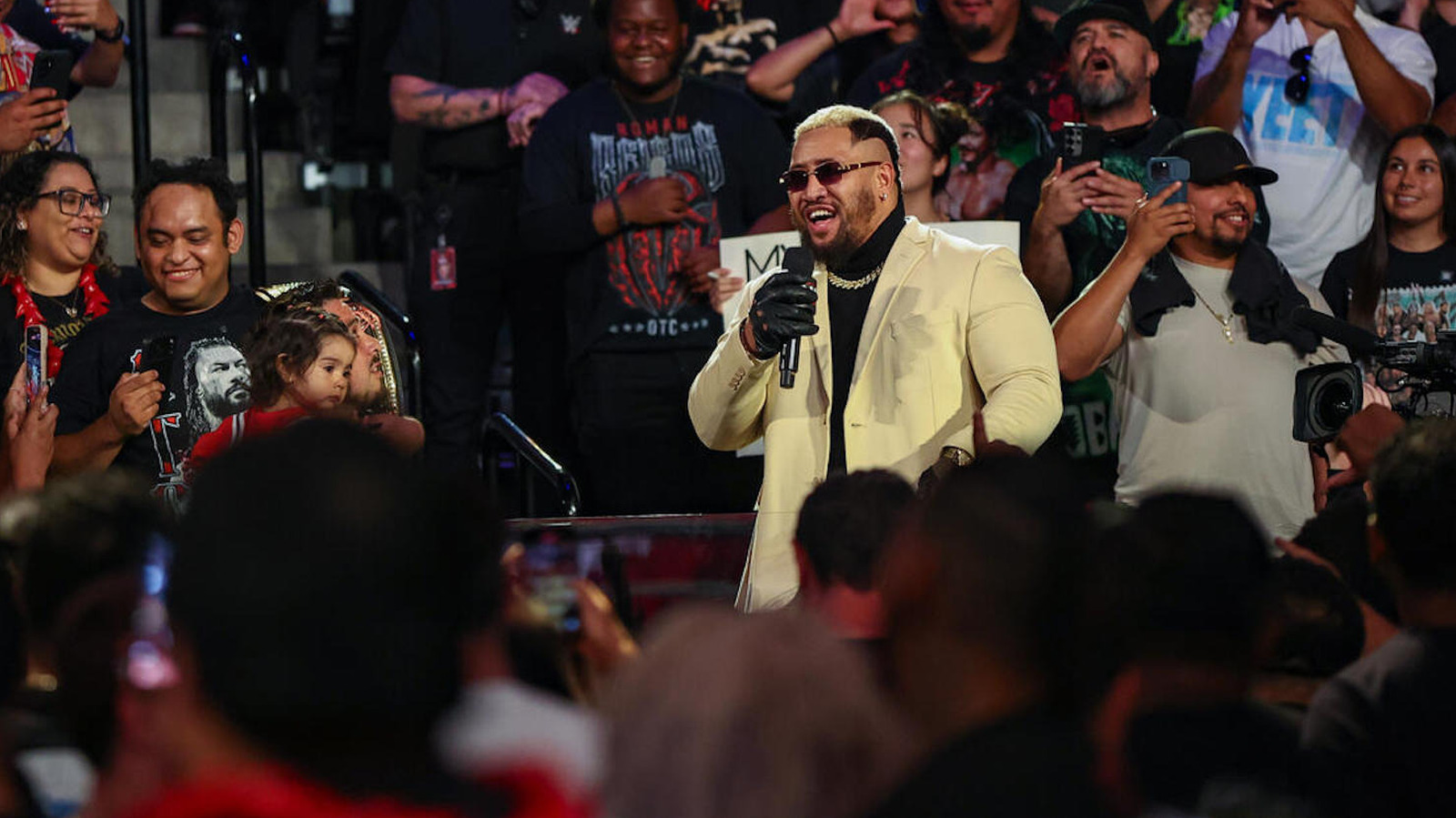 Backstage News On Solo Sikoa's WWE Merchandise Performance