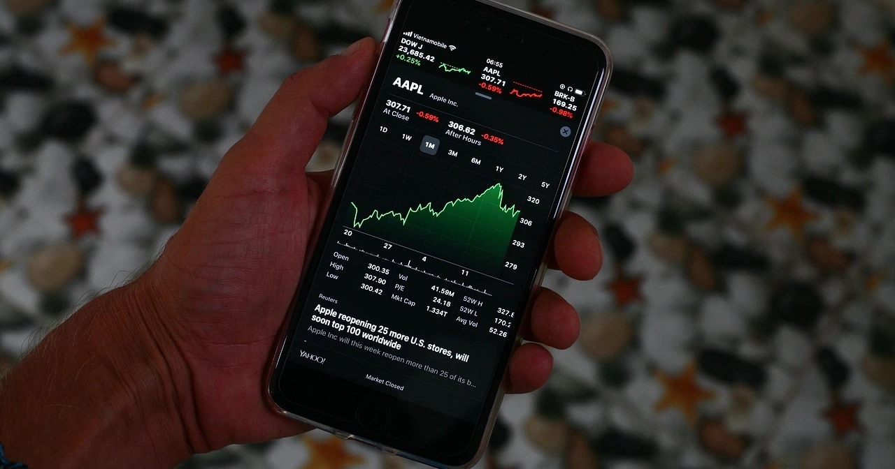 FOMO surges to top 5 in US iPhone finance rankings, surpasses Cash App