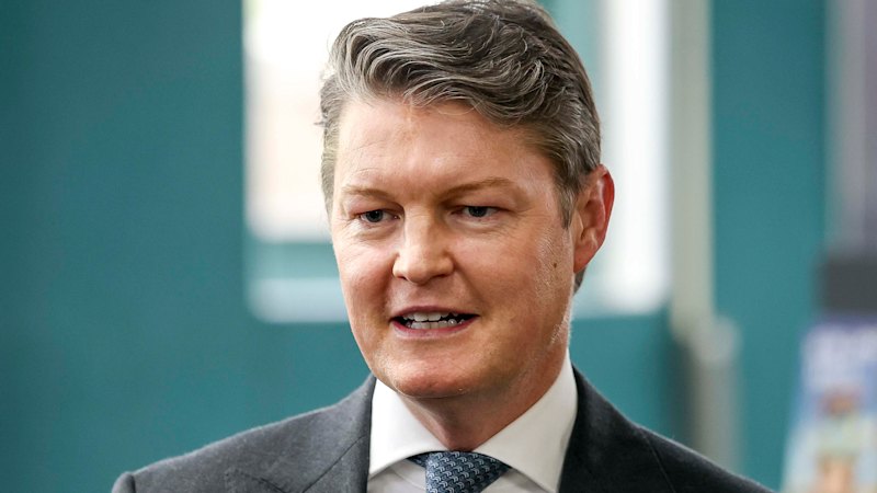 Victorian Labor promises $230m for free dental care