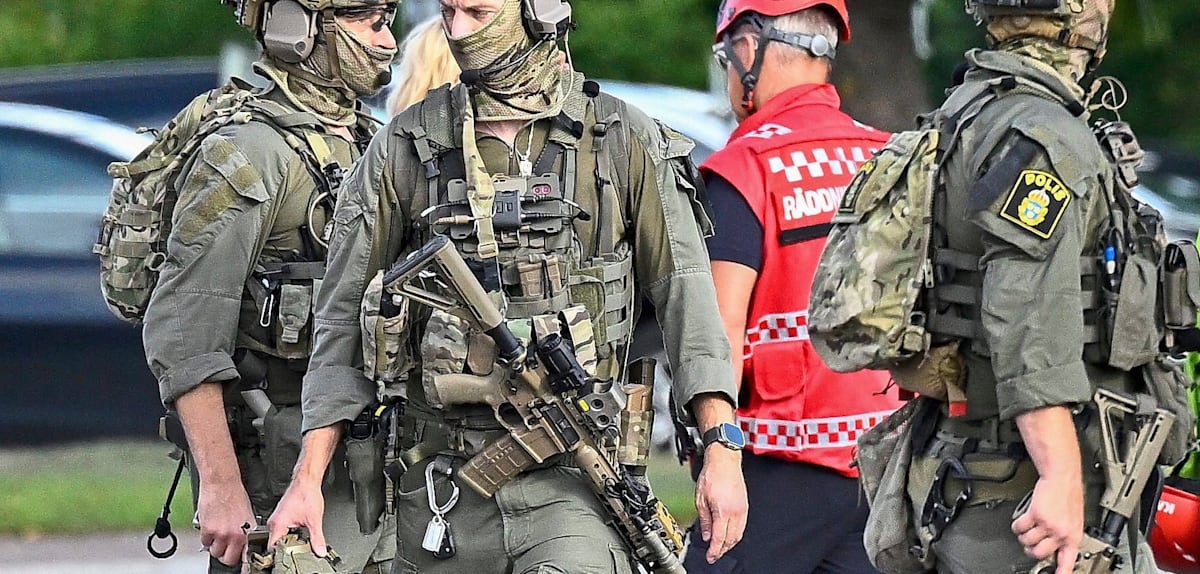 „Ganzer Arm war voller Blut“ – mindestens ein Toter nach Schwert-Attacke an Schule