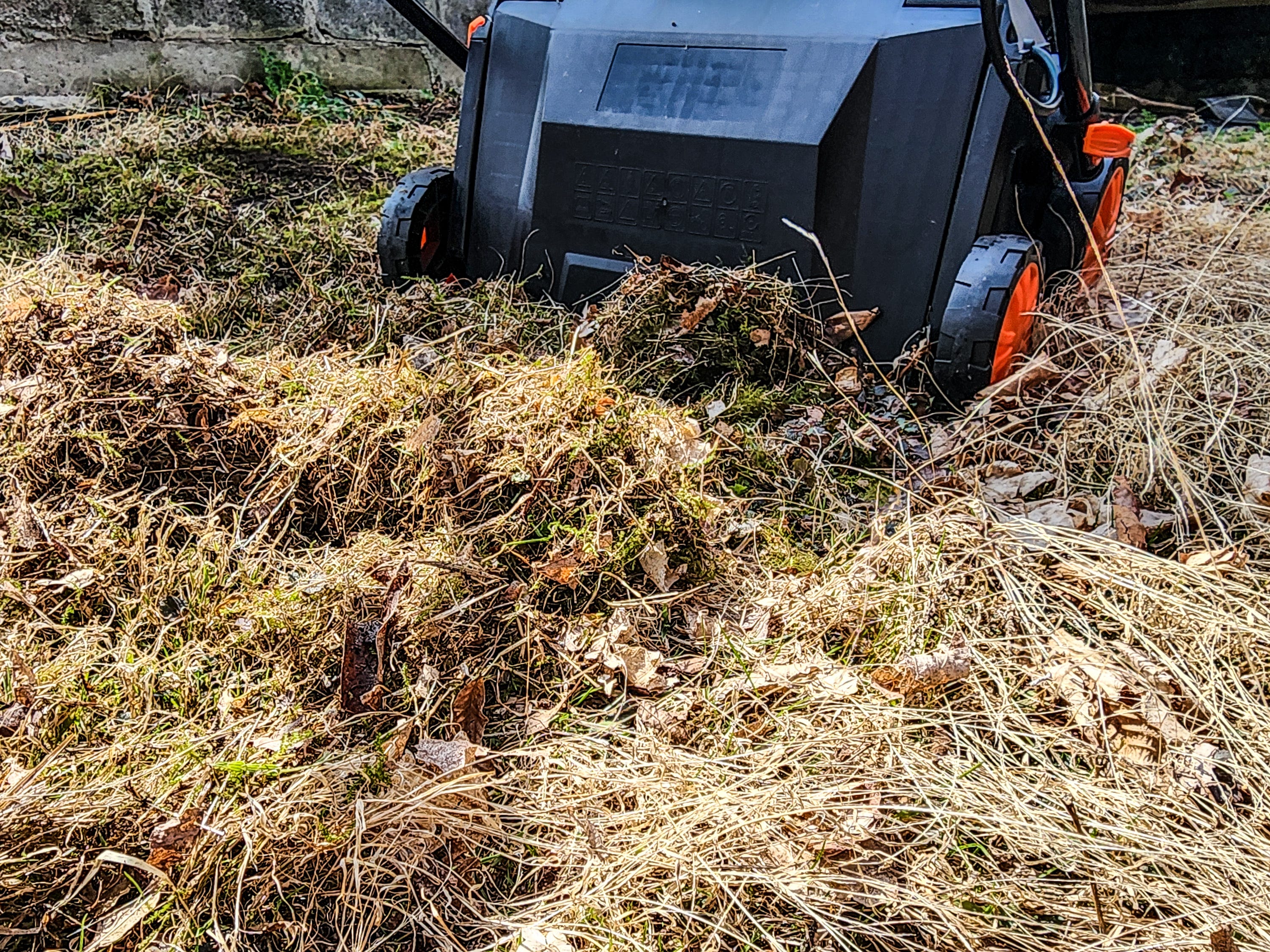 The 5 Best Lawn Dethatchers Help You Breathe Life Into Your Lawn