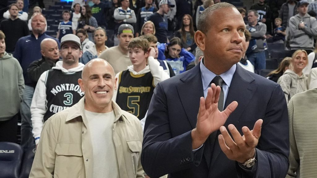 Why Flood of NBA Team Sales Isn’t Slowing