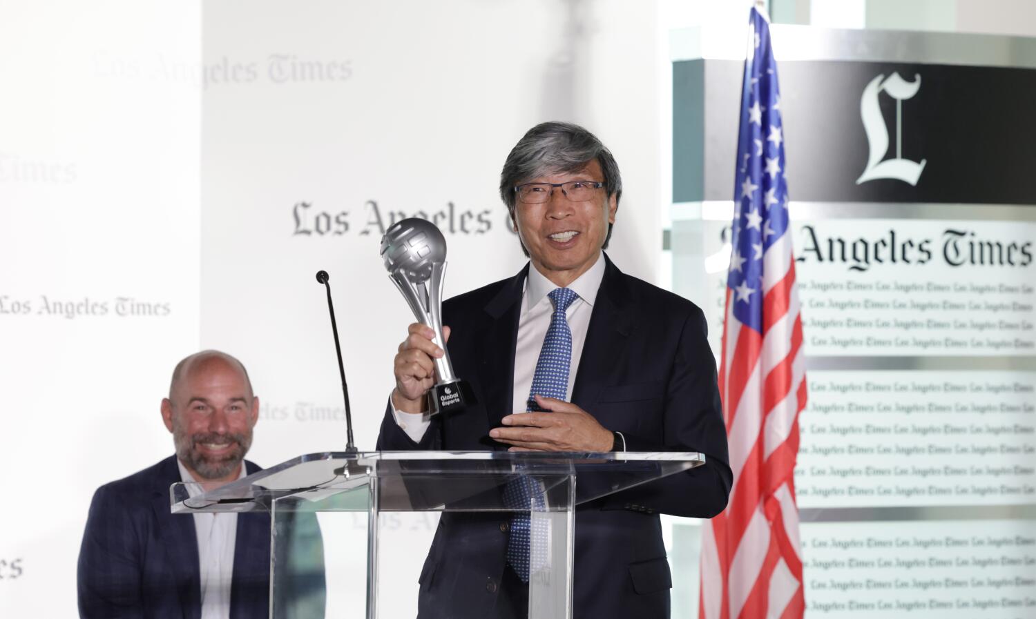 If Dodgers are put up for sale, previous runner-up Patrick Soon-Shiong is interested