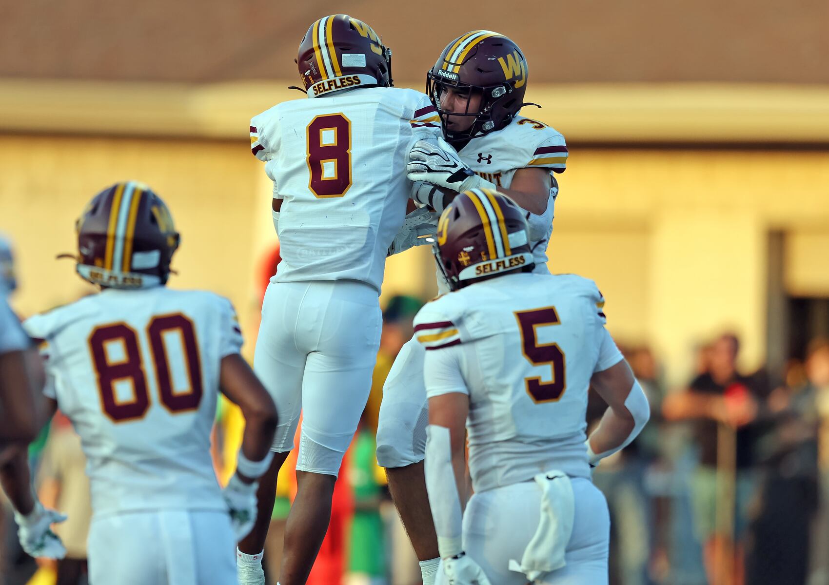 Walsh Jesuit shuts out Highland 34-0 in opener