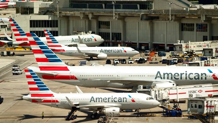 American Airlines flight lands safely at DFW after smoke reported from passenger's device