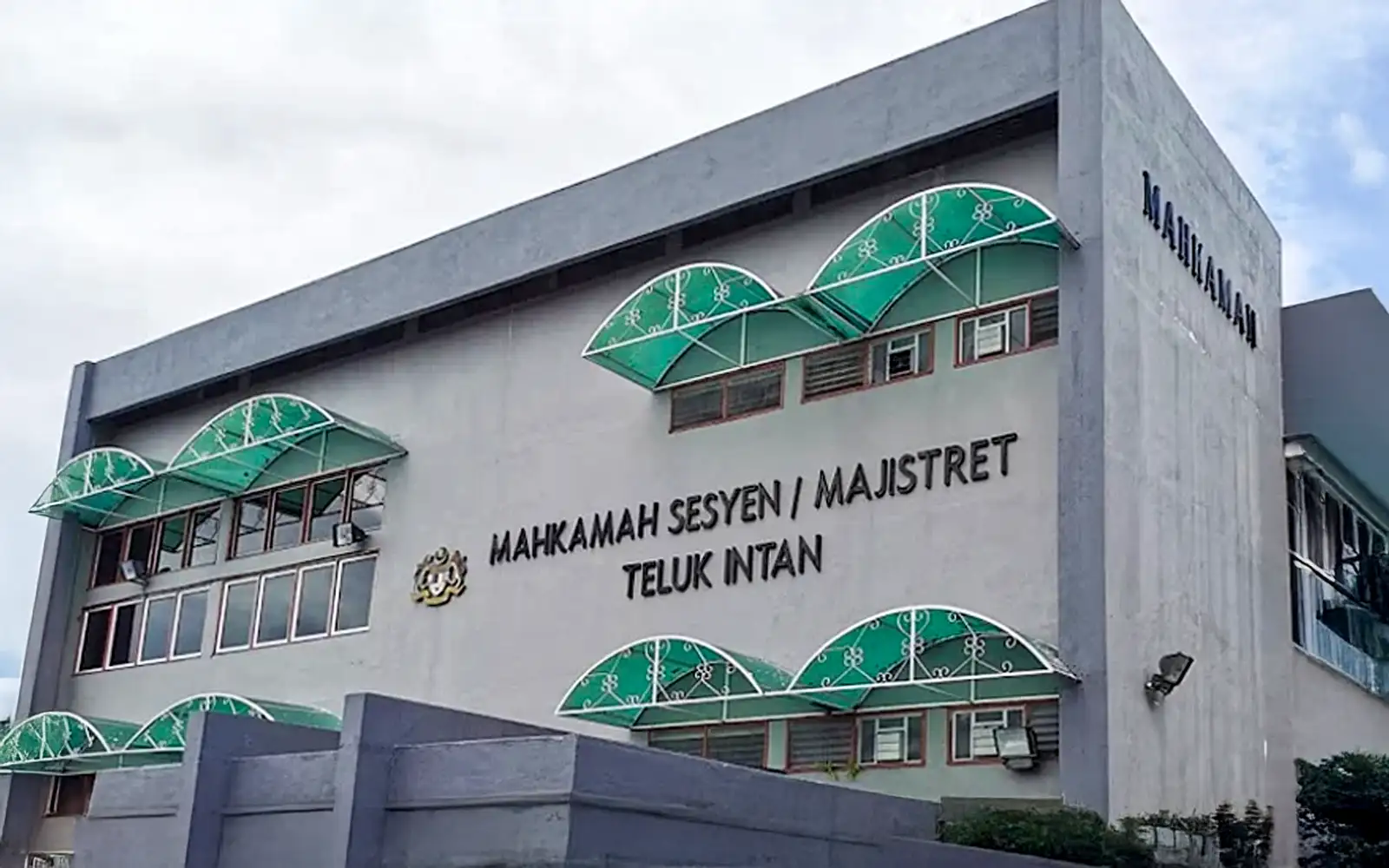 Student awarded RM129,000 over burns at school bubur lambuk event
