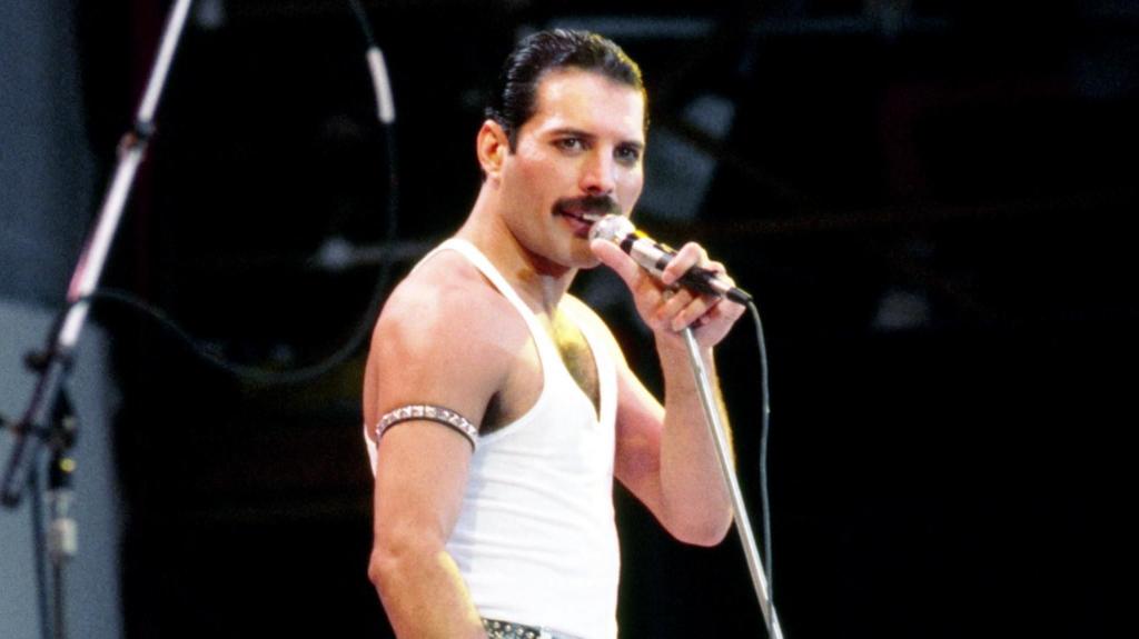 Piano used by Freddie Mercury to be sold at auction