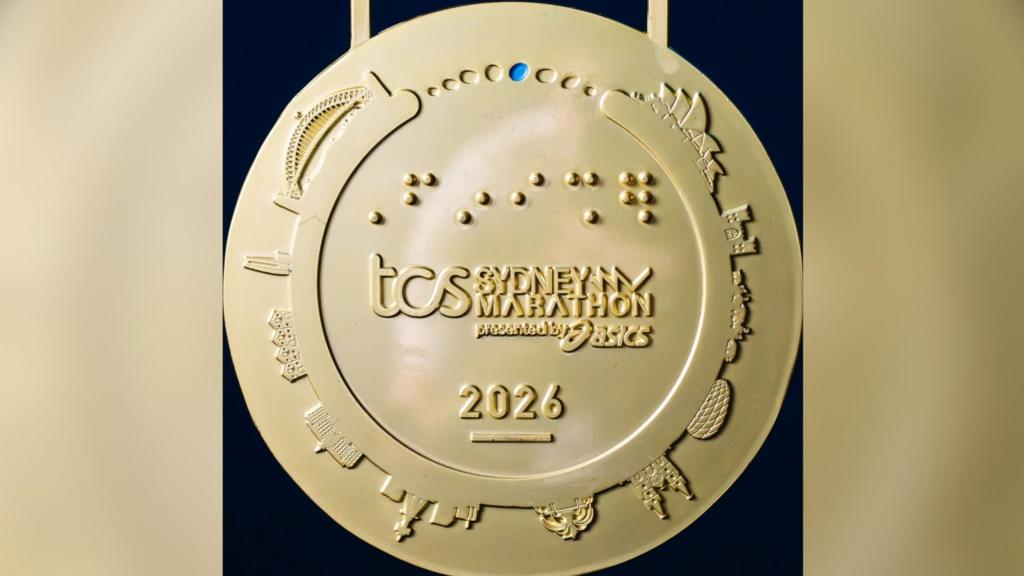 Sydney Marathon medal mistakenly depicts Munich stadium