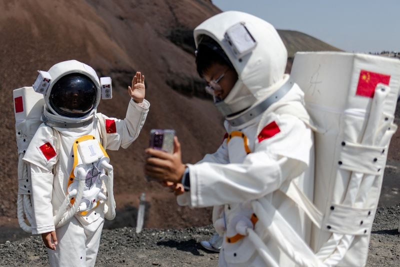 Space-race tourism gets China hyped for planned missions to the moon and Mars