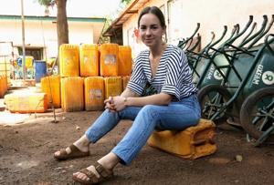 Aid workers say Canada's Ebola quarantine hinders response, hope it won't be extended