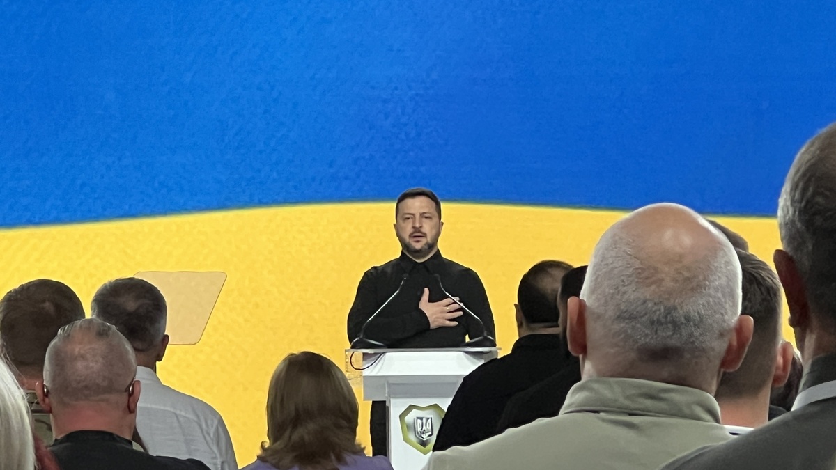 Zelenskyy urges govt, parliament to explore possibility of creating veterans' code