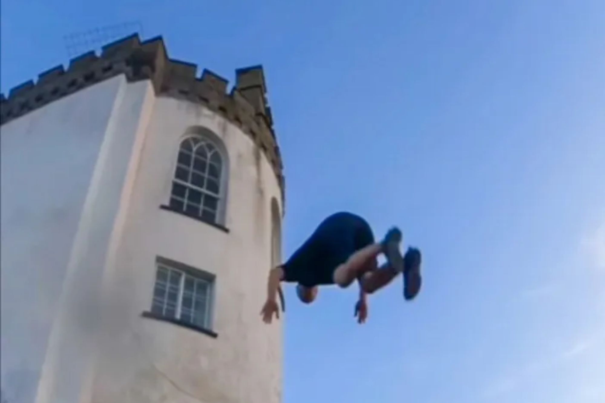 Reckless yobs ignore police warnings & rip off anti-climb spikes to plunge into sea from children’s charity roof