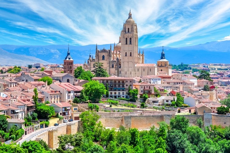 Ignis and Acciona look to build a data center in Segovia, Spain