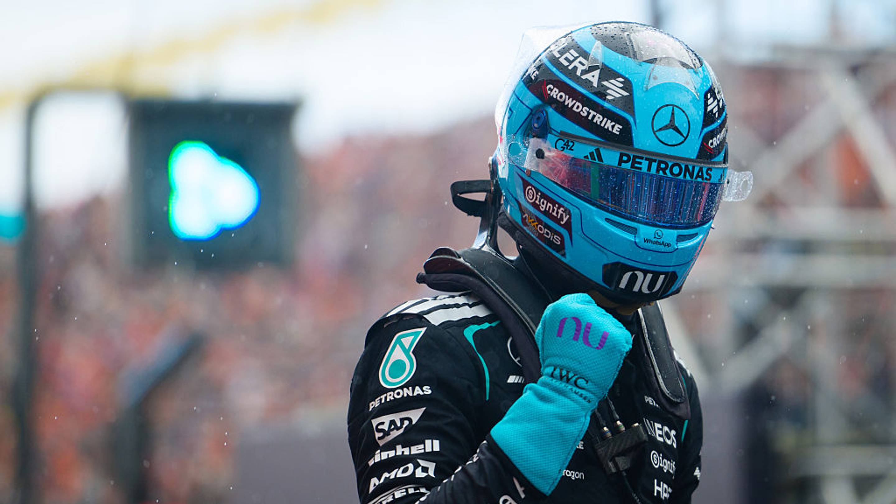 Russell se lleva con dominio el sprint del GP de Países Bajos