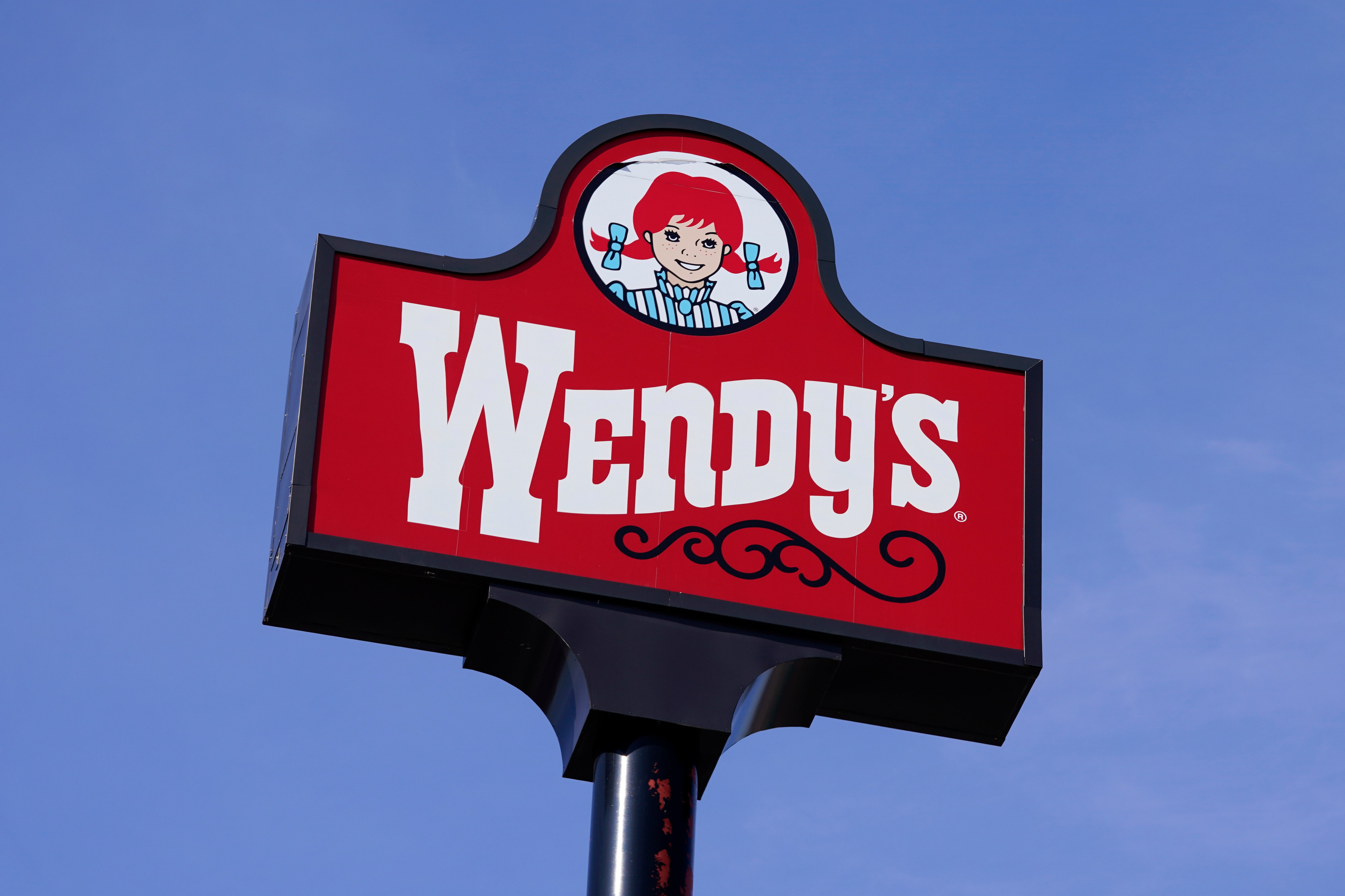Chicago woman alleges Wendy's meal caused foodborne illness, led to $93K in medical bills