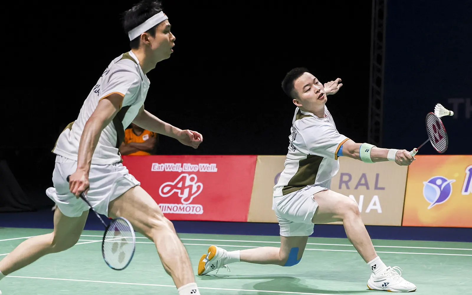 Aaron-Wooi Yik stun world No 1 duo to enter World Championships final